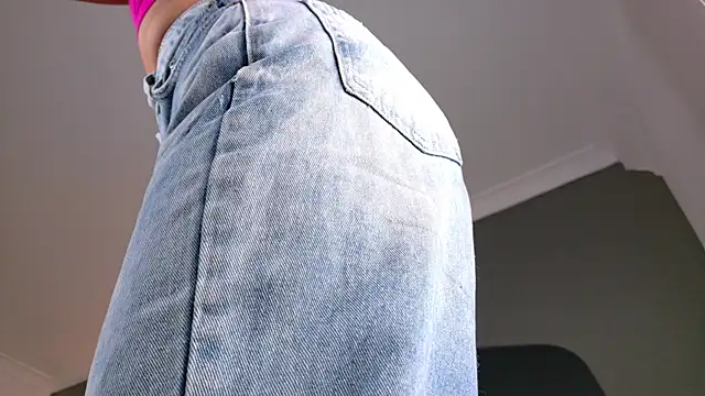 Snapshot of ParisFox_ chatting on October 24, 7:32 pm ParisFox online show from October 24, 7:32 pm