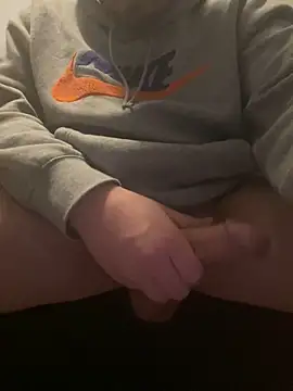 Snapshot of NiceLooker0113 chatting on February 28, 5:59 am NiceLooker0113 online show from February 28, 5:59 am