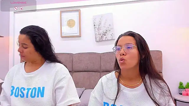 Dilan y Mia online show from February 12, 2:54 pm