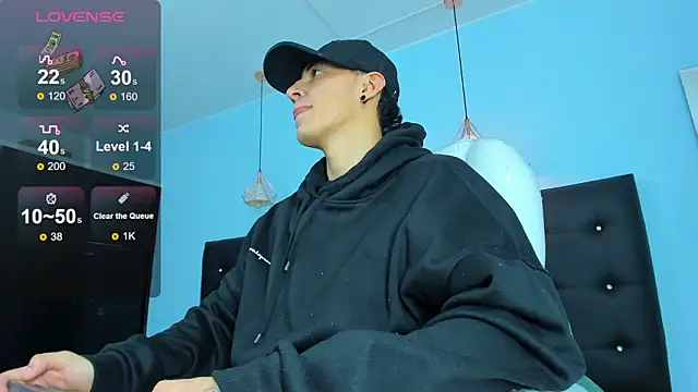 Lobo 17  online show from January 15, 1:10 am