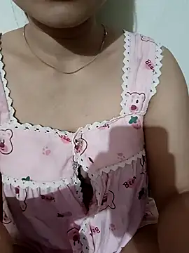 Snapshot of AssAsiancute chatting on December 4, 5:00 pm AssAsiancute online show from December 4, 5:00 pm