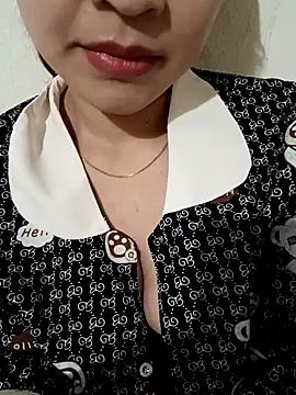 Snapshot of AssAsiancute chatting on January 24, 5:53 pm AssAsiancute online show from January 24, 5:53 pm