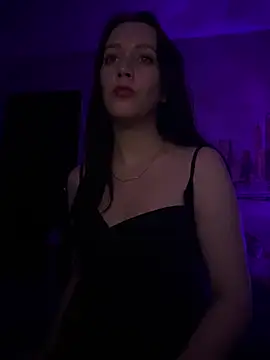MonikaSweetXXX online show from March 19, 12:37 am