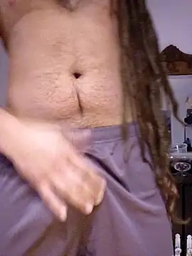 QcMisterv13 online show from February 8, 1:11 am