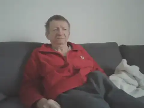 Snapshot of naturiste974 chatting on January 23, 8:25 am naturiste974 online show from January 23, 8:25 am