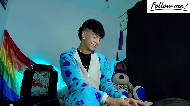 twink sebas  online show from December 15, 7:57 am