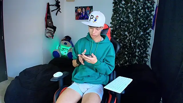 twink sebas  online show from February 8, 9:25 pm