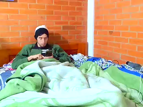 johan70sexy online show from June 9, 6:25 am
