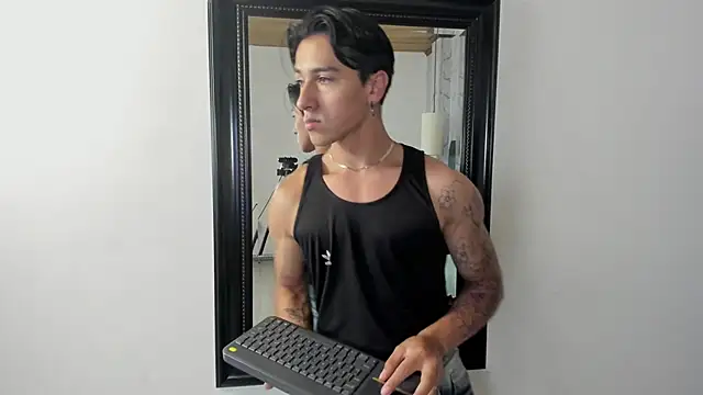 Andy Joy  online show from April 1, 1:41 pm