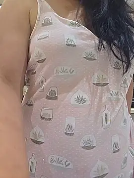 Erotica333 online show from July 1, 11:26 pm