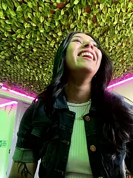 emily 22x online show from September 13, 9:58 pm