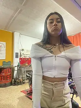 emily 22x online show from October 7, 11:13 pm