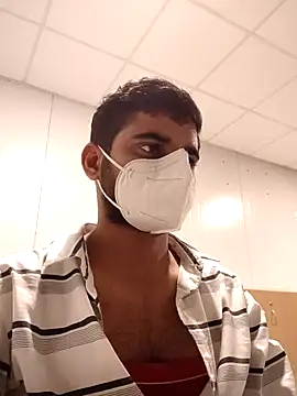 Ishan003 online show from December 12, 5:04 pm