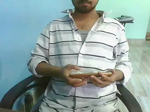 Ishan003 online show from November 15, 6:22 am