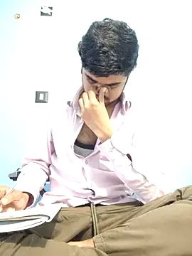 Ishan003 online show from August 6, 5:53 am