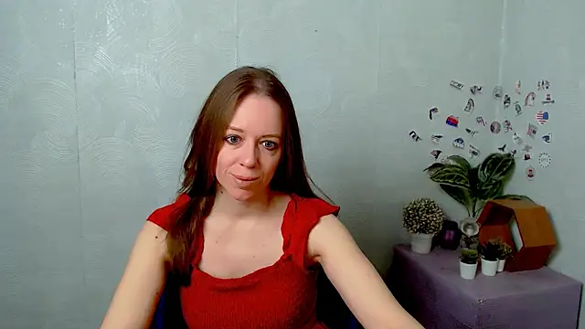 Snapshot of GloriaSi_ chatting on April 30, 4:41 am GloriaSi online show from April 30, 4:41 am