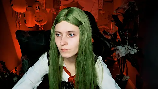 Snapshot of LolaAsmus chatting on October 30, 8:16 am LolaAsmus online show from October 30, 8:16 am