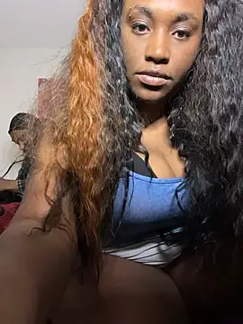 Stacy Raine online show from April 2, 5:16 am