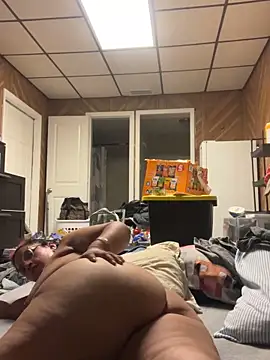munchbutt28 online show from June 9, 12:22 am