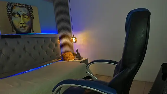 JackSwan18 online show from November 17, 5:08 pm