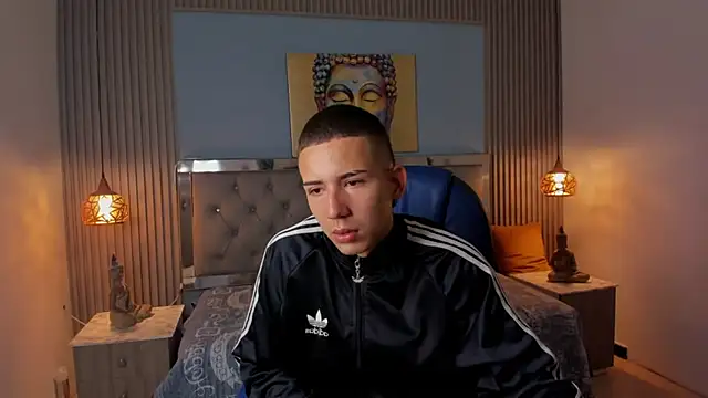 JackSwan18 online show from November 21, 8:40 pm