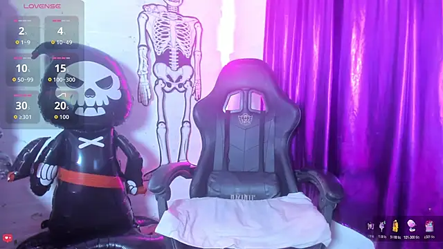 Snapshot of jonson- chatting on October 19, 7:36 pm jonson- online show from October 19, 7:36 pm