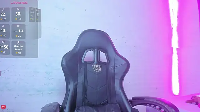 Snapshot of jonson- chatting on November 6, 10:43 pm jonson- online show from November 6, 10:43 pm