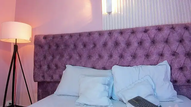 EMILYY FOXY online show from January 11, 7:27 pm
