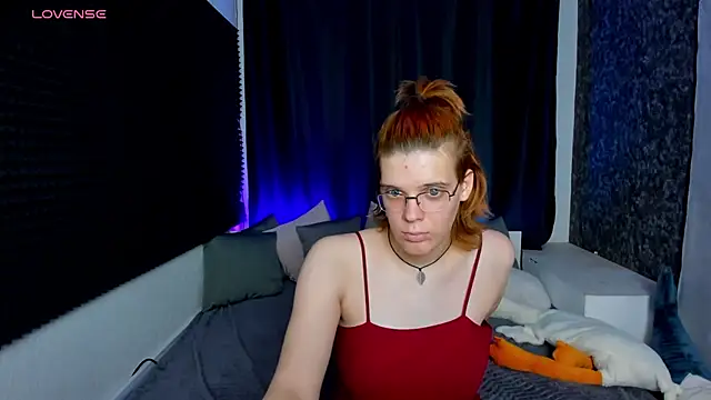 KIKI Krash online show from December 10, 4:17 pm
