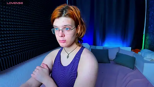 KIKI Krash online show from December 16, 10:18 am
