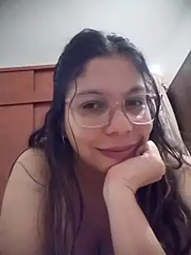 Carliina Soussa online show from May 15, 11:45 pm