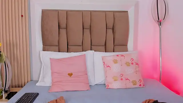 Clarisse28 online show from March 29, 7:36 pm