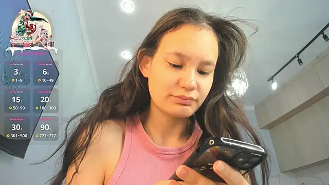 Snapshot of miss_shine chatting on January 9, 5:02 am miss shine online show from January 9, 5:02 am