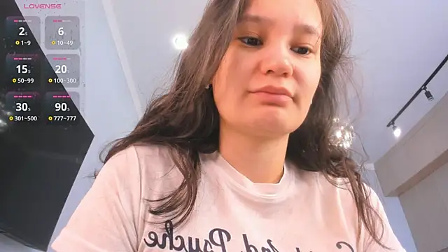 Snapshot of miss_shine chatting on February 12, 5:26 am miss shine online show from February 12, 5:26 am
