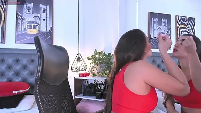 Snapshot of alicee_cooper chatting on February 24, 2:15 pm alicee cooper online show from February 24, 2:15 pm