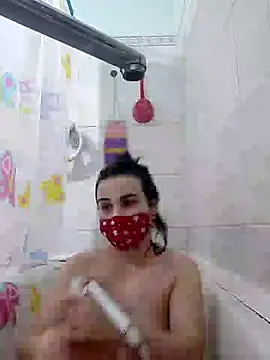 Snapshot of MikaKors chatting on February 17, 4:37 pm MikaKors online show from February 17, 4:37 pm