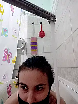 Snapshot of MikaKors chatting on March 18, 3:10 pm MikaKors online show from March 18, 3:10 pm