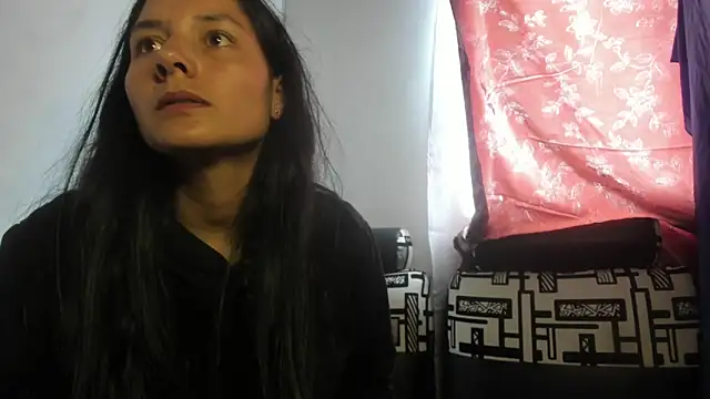 Snapshot of Nathaly_love96 chatting on June 16, 7:27 pm Nathaly love96 online show from June 16, 7:27 pm