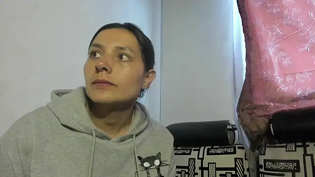 Snapshot of Nathaly_love96 chatting on July 8, 7:29 pm Nathaly love96 online show from July 8, 7:29 pm