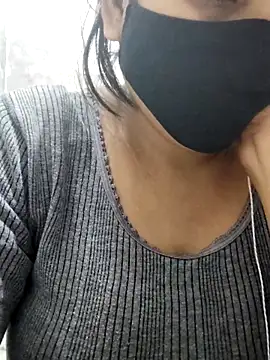 illay love online show from December 4, 4:59 pm