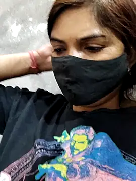 illay love online show from April 11, 6:51 am