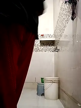 Snapshot of illay_love chatting on July 7, 4:48 am illay love online show from July 7, 4:48 am