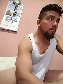 alfredyy55 online show from March 8, 5:01 pm