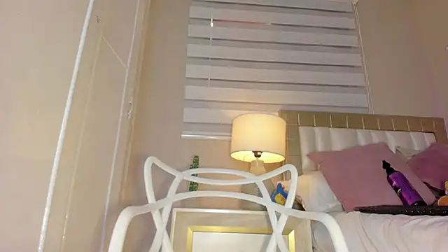 zoe sky  online show from January 17, 5:41 pm