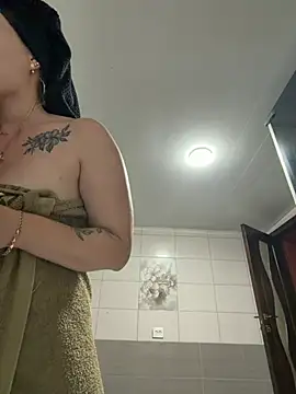 Snapshot of Tatti-Go chatting on July 7, 6:23 pm Tatti-Go online show from July 7, 6:23 pm