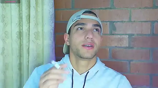 Leandro valenzuela online show from February 20, 4:18 am