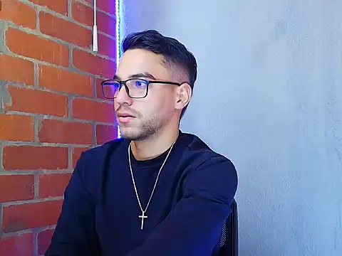 Leandro valenzuela online show from September 21, 5:03 pm