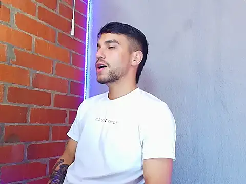 Leandro valenzuela online show from October 1, 5:52 pm