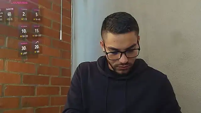 Leandro valenzuela online show from March 13, 2:23 pm