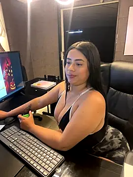 ElaaPerez online show from October 23, 7:23 pm